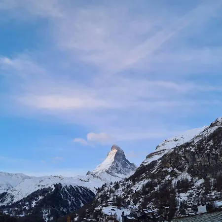Apartment Two Bedroom - Matterhorn View Zermatt